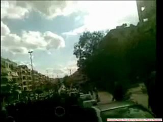 فري برس   مظاهرة الاداب اتحاد طلبة سوريا الاحرار 18 1 2012