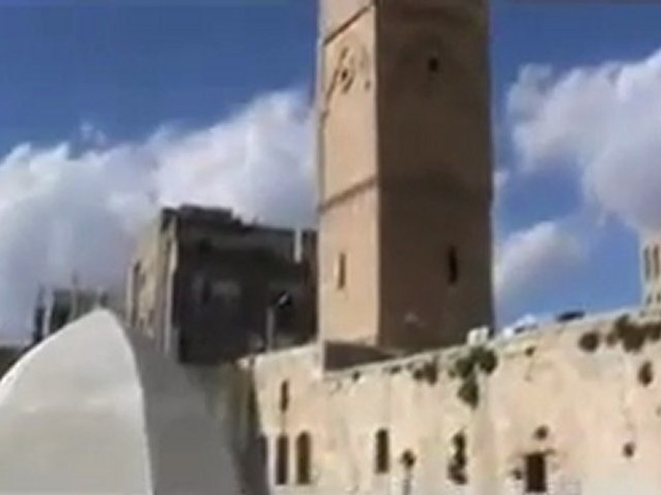 فري برس   إدلب معرة النعمان تشييع الشهيد غسان محمد منديل 18 1 2012 ج2