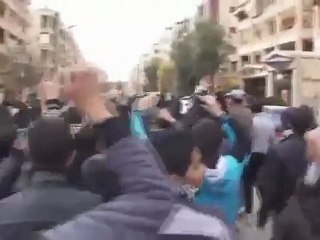 فري برس   حلب    مظاهرة كلية الاداب مع الحرائر دقة عالية 18 1 2012