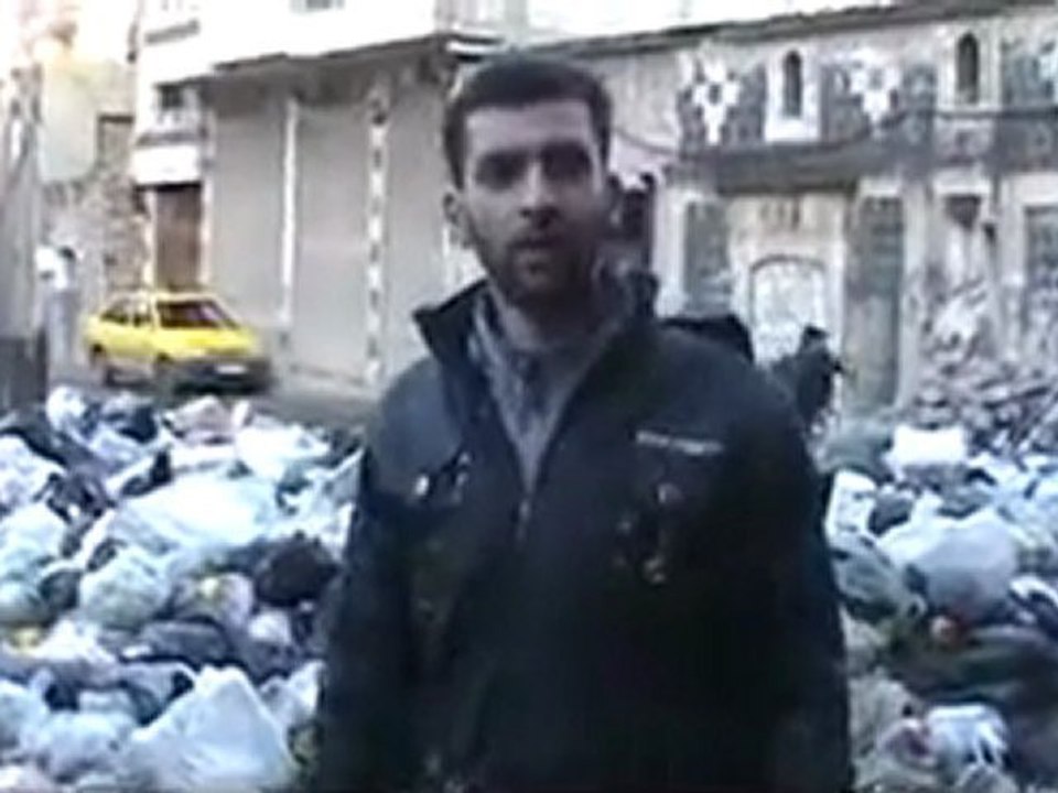 فري برس   حمص طريق السوق ممتلئ بلقمامة 18 1 2012