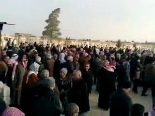 فري برس   حمص مدينة القريتين تشييع الشهيد محمد العدوان 18 1 2012 ج2