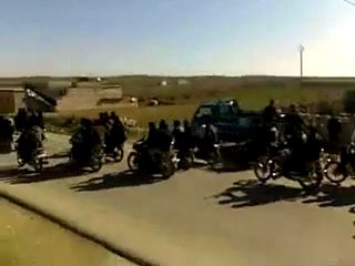 فري برس   ادلب بلدة بابولين تتجه لبلدة التح للتظاهر معا 20 1 2012