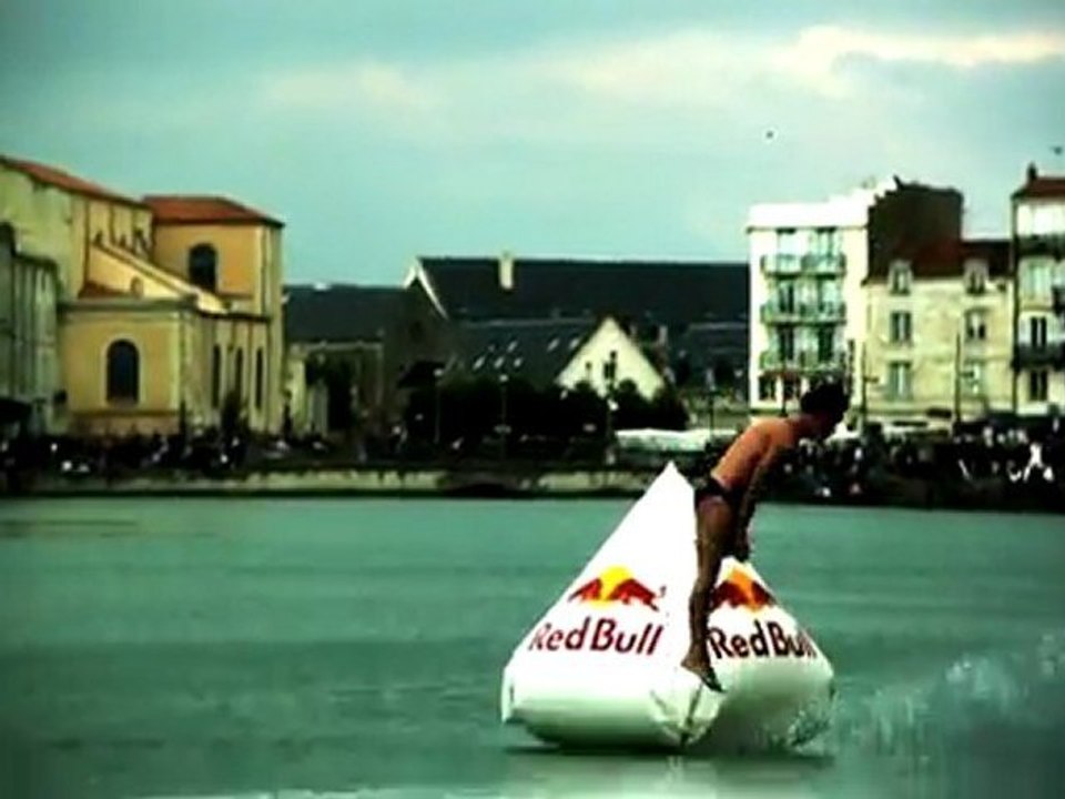 Red Bull Cliff Diving World Series 2010 - França | Corposflex Suplementos