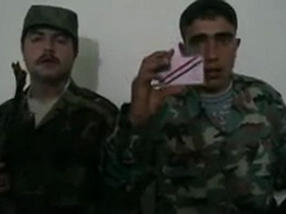 فري برس   انشقاق عناصر من الجيش الأسدي في محافظة إدلب 19 1 2012