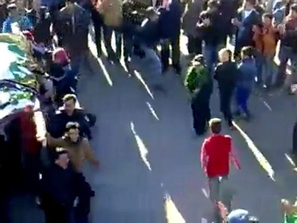 فري برس   تشييع الشهيد مهند علوش   جوزف   جبل الزاوية 20 1 2012