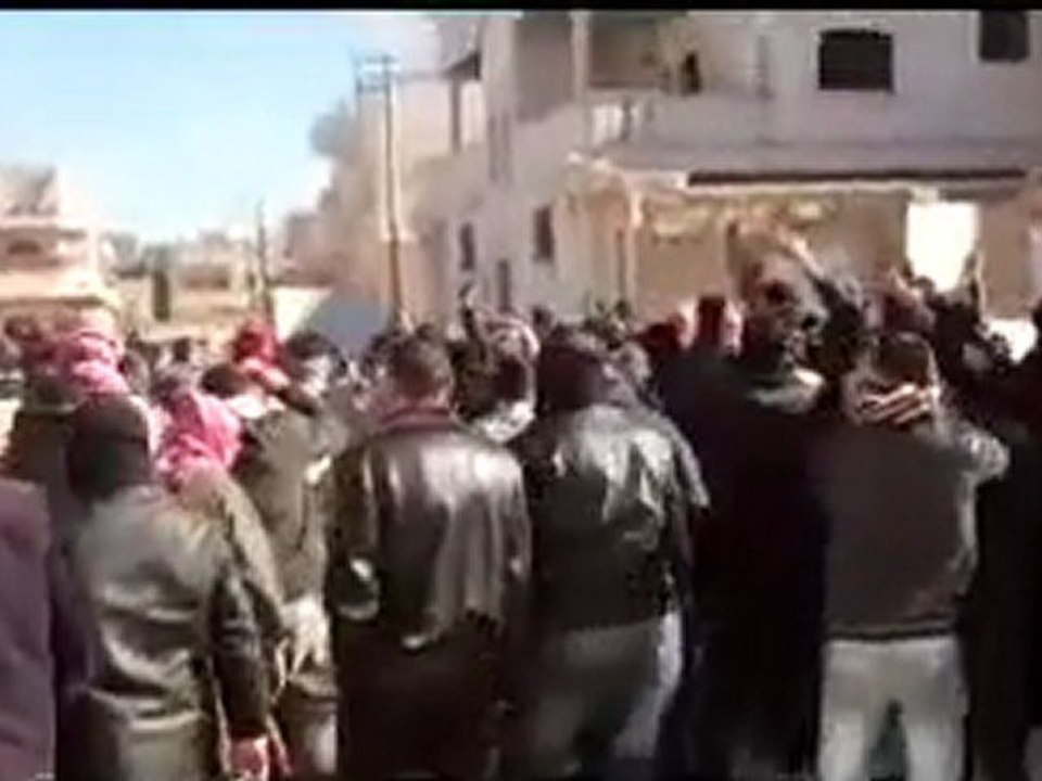 فري برس   ‫حلب الباب اا مظاهرة جامع الاحسان 20 1 2012‬