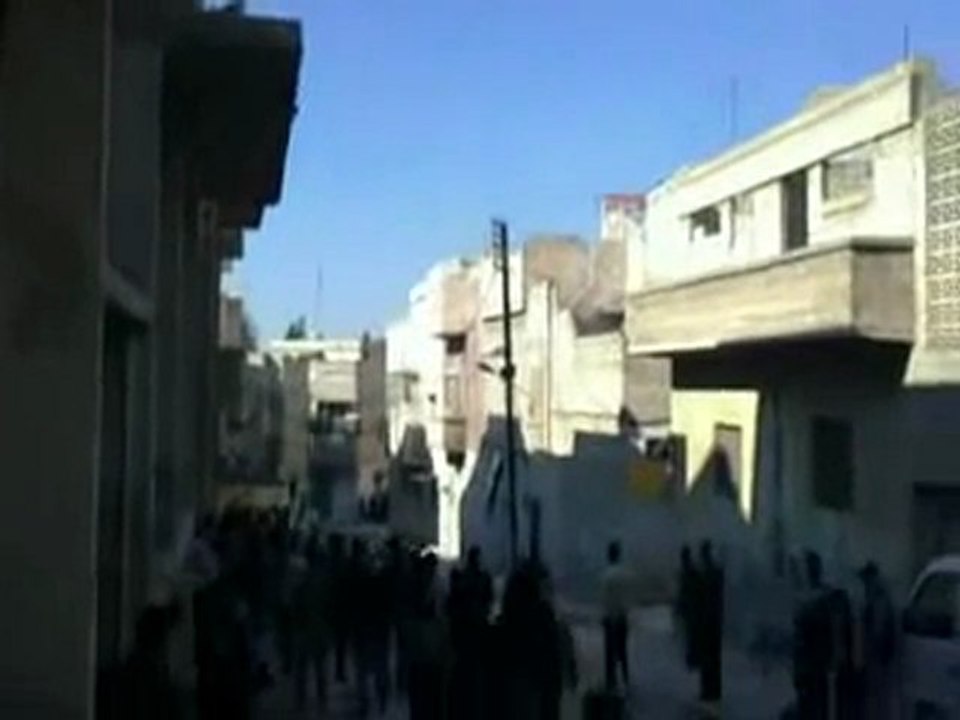 فري برس   حماة العليليات اطلاق نار على المتظاهرين وانشقاق ملازم أول 20 1 2012