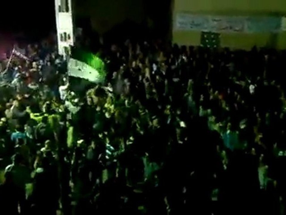 فري برس   حماه مسائية ثوار باب قبلي جنوا البعثية 20 1 2012 ج1