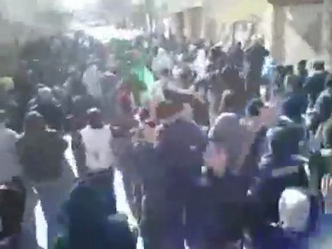 فري برس مظاهرة المزة حي المصطفى دمشق جمعة معتقلي الثورة 20 1 2012