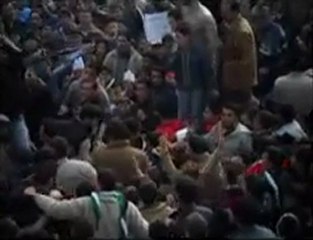 فري برس   حمص تلبيسة جمعة معتقلي الثورة مظاهرة حاشدة رائعة بقيادة طفل صوت رااااائع 20 1 2012