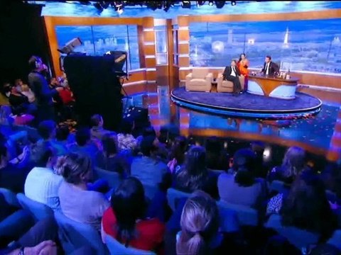 CE SOIR AVEC ARTHUR Intervention Amelle Chahbi avec Stéphane Guillon émission 13 saison 2
