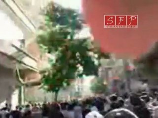 حمص جنازه الشهيد طارق زياد الذي اعتقل جمعة ازادي 16-6-2011
