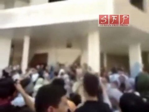 مظاهرة احرار معضمية الشام جمعة صالح العلي 17-06-2011 ج1