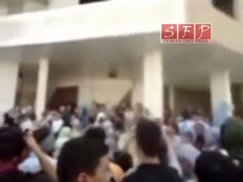 مظاهرة احرار معضمية الشام  جمعة صالح العلي 17-06-2011 ج1