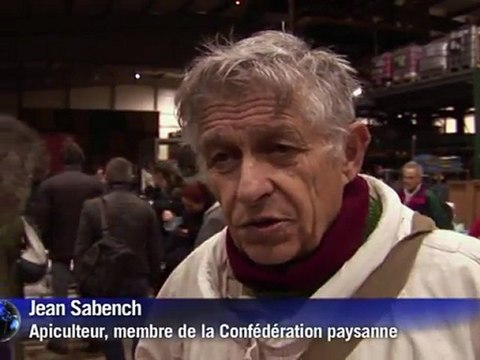 Des militants anti-OGM investissent un site de Monsanto