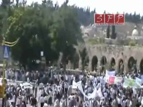 بداية التجمع في ساحة العاصي جمعة سقوط الشرعية 24-6-2011