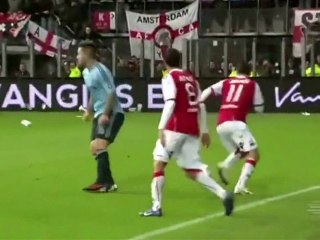 Maarten Martens humilla al contrario con un regate