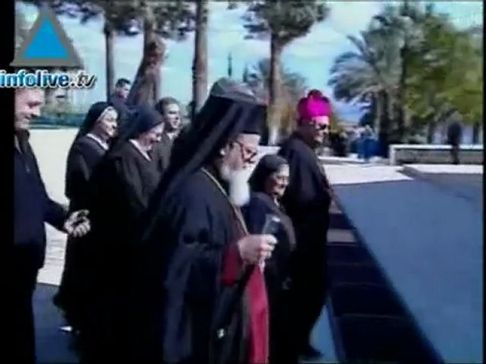 Bush Ends His First Middle East Bout Of Tour On A Spiritual Note