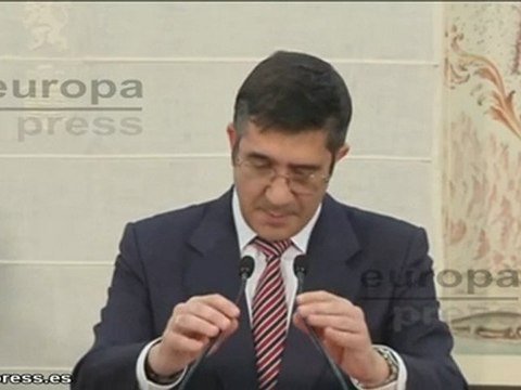 López: El Gobierno vasco no tiene facturas en el cajón