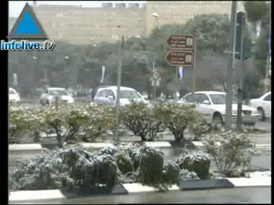 Snow Storm Pounds Jerusalem, North, Sputtering 20 Inches Of