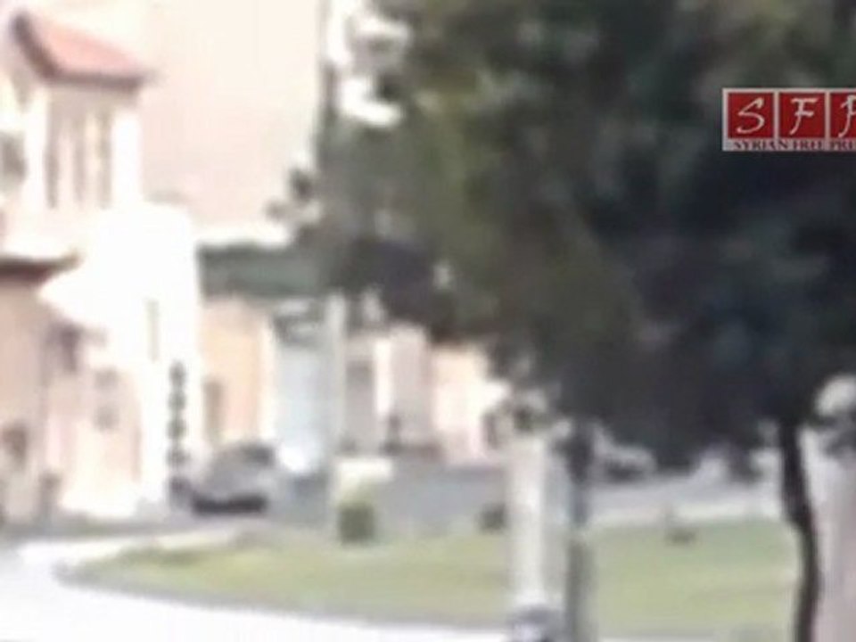 اطلاق نار كثيف في حي باب السباع حمص 1-7-2011