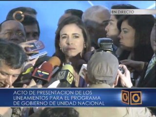 Precandidatos aplauden el programa de Unidad Nacional