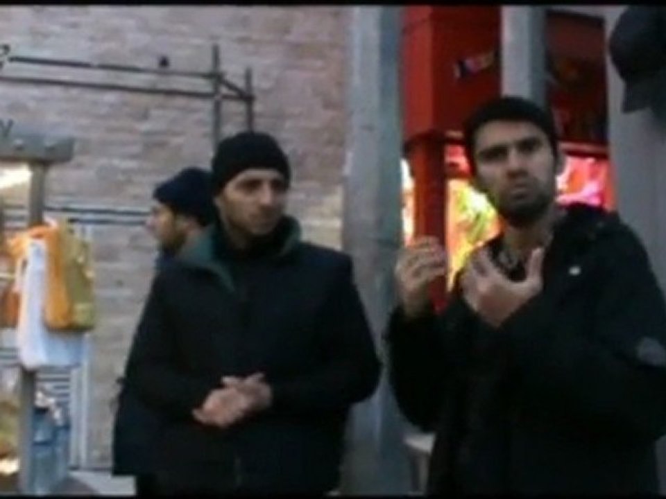 Trabzon işitme Engellisinden Trabzon merkezde  simit satışı patlaması oldu.