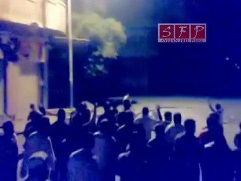 مظاهرة مسائية في منطقة الجلاء حماة 9-7-2011