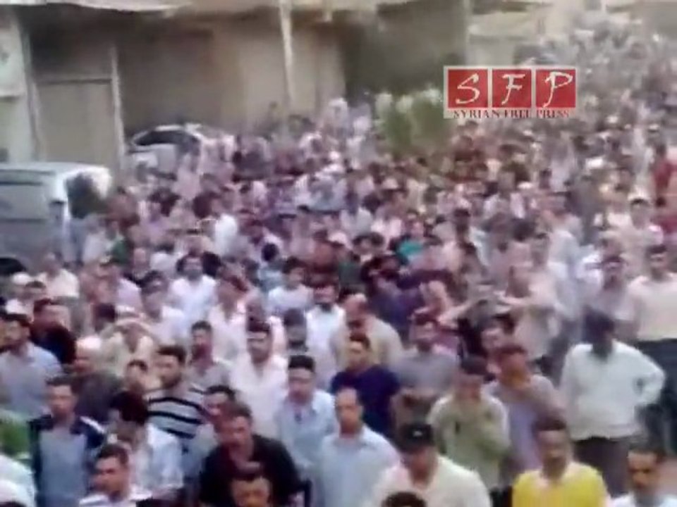 تشييع الشهيد فهد دباس زملكا ريف دمشق جمعة أسرى الحرية 15 7 2011