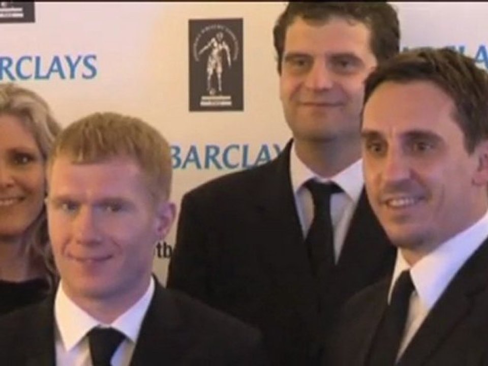 Neville und Scholes erhalten Auszeichnungen