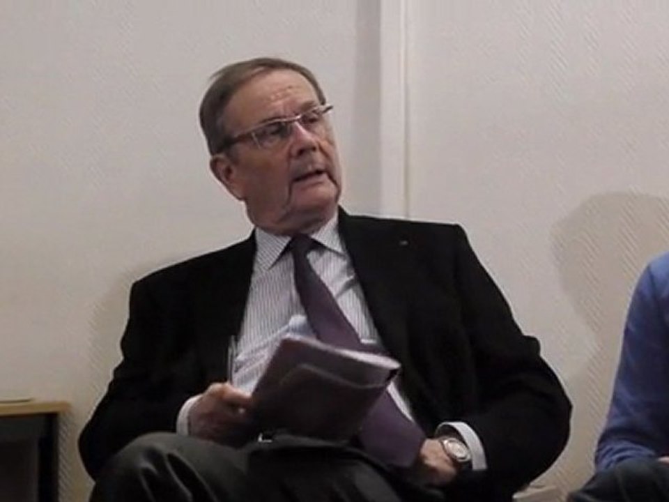 UMP Jeunes Populaire du 92 - Rencontre avec Louis-Charles BARY (ext.2)