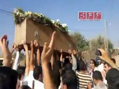 درعا أم المياذن تشييع الشهيد معن العودات 9-8-2011