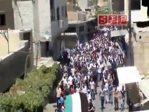 دمشق أبطال حي القدم في جمعة لن نركع إلا لله 12-8-2011