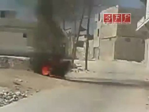 فري برس ادلب سرمين اصلاحات بشار الاسد حرق دراجة نارية 30 8 2011