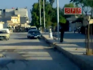 فري برس   حلب اعزاز العصابة الأمنية لقمع المتظاهرين 30 8 2011