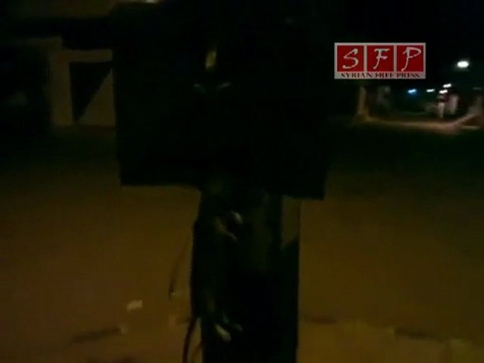 فري برس   درعا خربة غزالة   إعدام بشار الأسد الجردون   فجر جمعة الموت ولا المذلة 2 9 2011