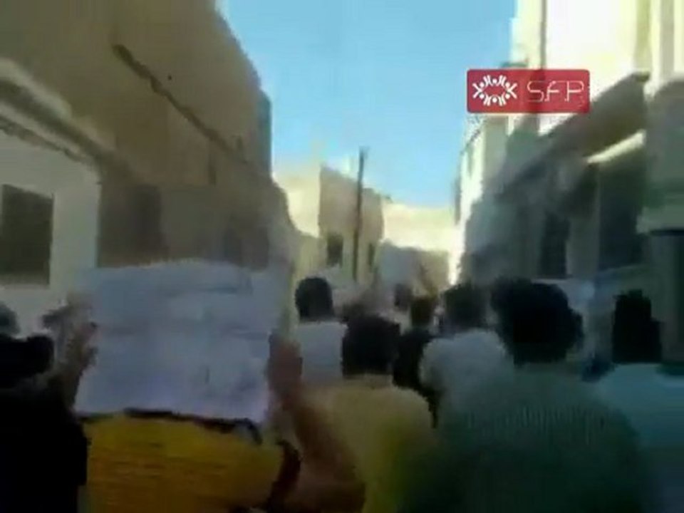 فري برس   حماه  حي الحميدية مظاهره رغم الحصار عصر 13 9 2011