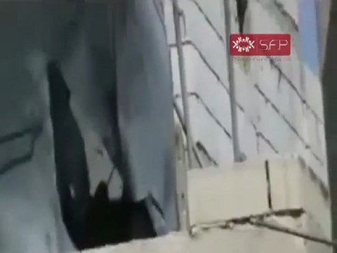 فري برس تلبيسة استهداف خزانات المياه بقذائف الجيش صباح 21 9 2011