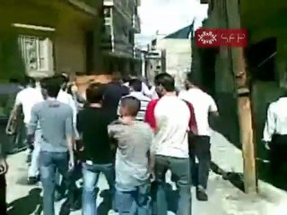 فري برس   عراضة الشهيد صفا غسان توكل حمص 25 9 2011