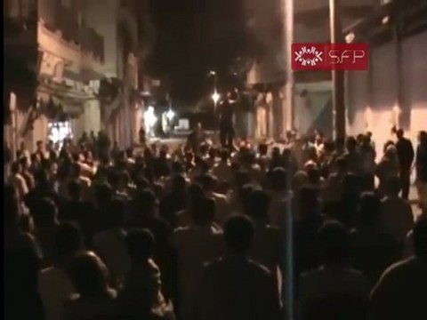 فري برس حمص مسائية رائعة في باب السباع يا ماهر ويافارة جاييك جاسم عفارة لله دركم يا أهل حمص 2 10 2011