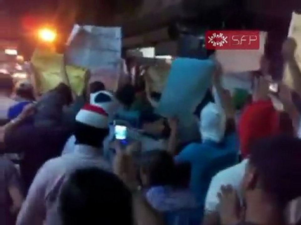 فري برس   ريف دمشق السيدة زينب مسائية نصرة للمدن المحاصرة 04 10 2011