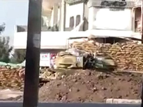 فري برس الحولة دوار الحرية تحول إلى ثكنة عسكرية