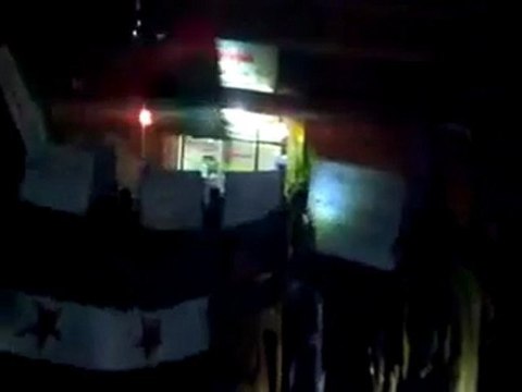 فري برس ادلب خان شيخون مظاهرة مسائية رائعة 1 11 2011 جـ2