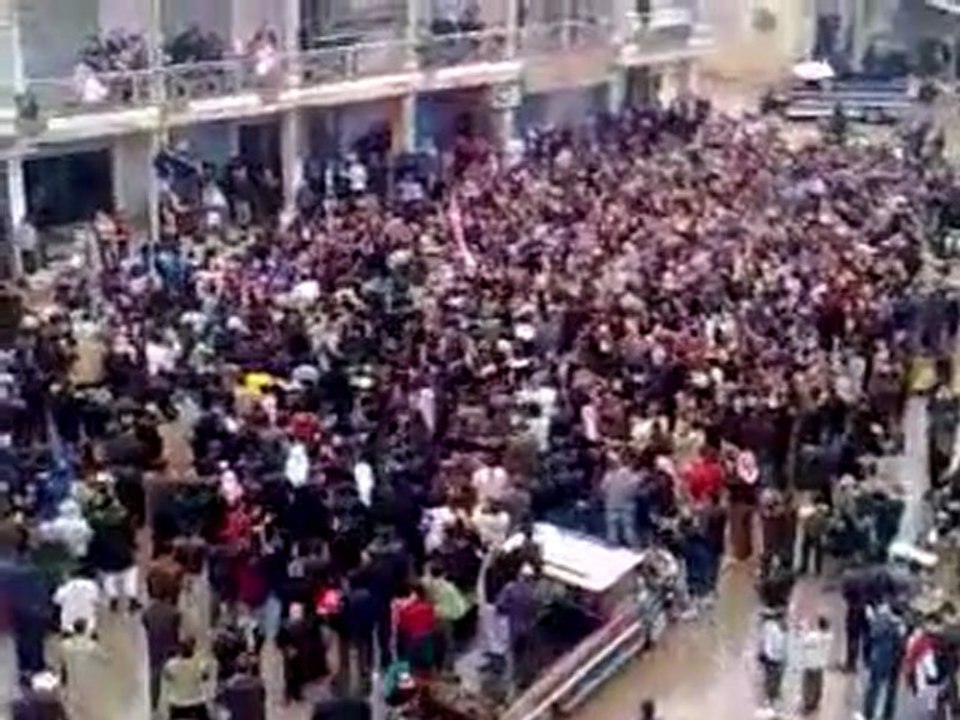 فري برس   حماه كرناز انتفاضة الاحرار في جمعة الله اكبر 4 11 2011