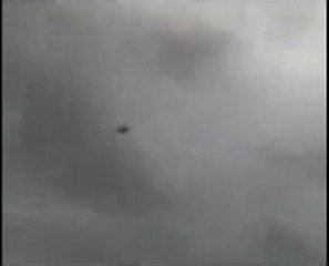 فري برس     حمص   الرستن   طيران مروحي فوق المدينة 5 11 2011