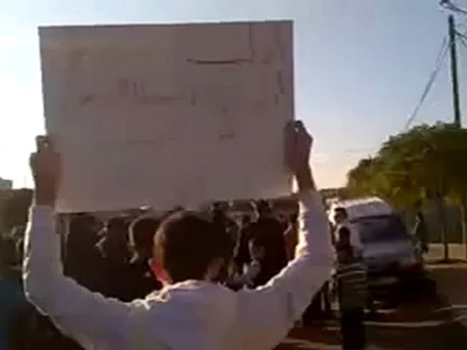 فري برس   إدلب   حزانو    مظاهرة أول أيام العيد 6 11 2011 جـ2