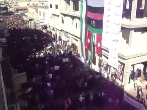 فري برس حماه طيبة الامام عيد الأضحى 06 11 2011 ج3