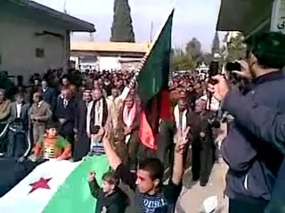 فري برس   عامودا مظاهة جمعة تجميد العضوية بشار في السجن بعامودا 11 11 2011