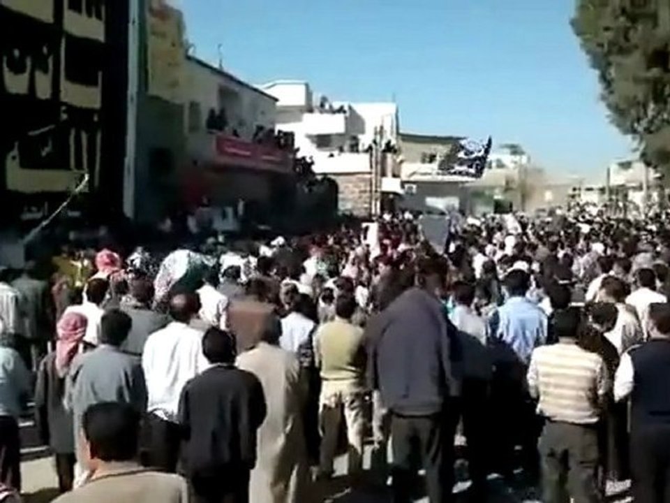 فري برس   حوران انخل مظاهرة حاشدة ردا ع المسيرات 13 11 2011
