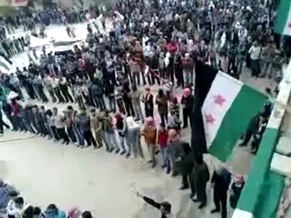 فري برس   حلب   حريتان    جمعة طرد السفراء بمشاركة أحرار حيان 18 11 2011